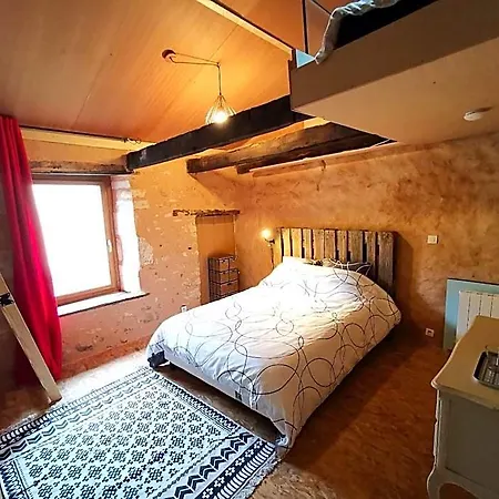 D'hotes Des Forges Bed & Breakfast *